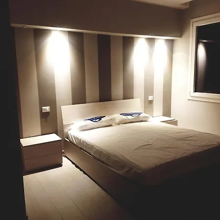 Homesweethome Bed & Breakfast *